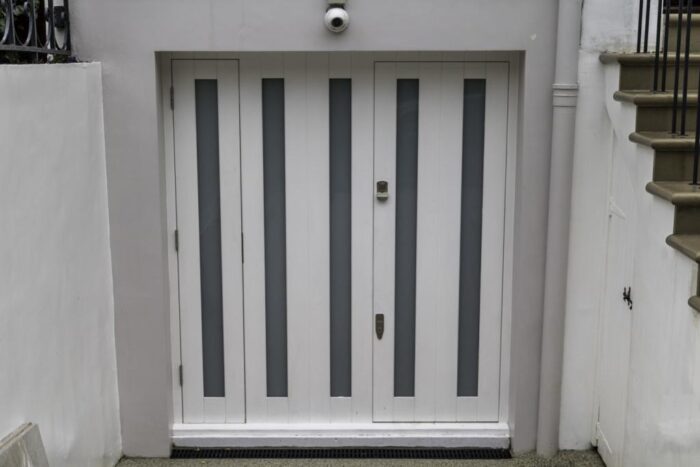 Bespoke-Wooden-Doors-Wooden-Georgian-Style-Sash-Windows-Bayswater-London-1024x683