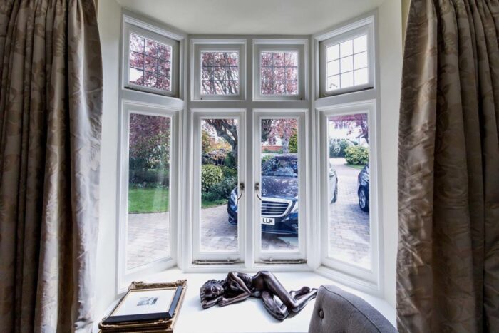leaded-glass-front-room-bay-window-Brook-Gardens-Kingston-Upon-Thames-1024x683